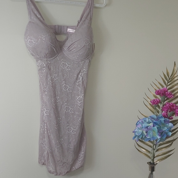 Mauve La Vie en Rose - Picture 2 of 4